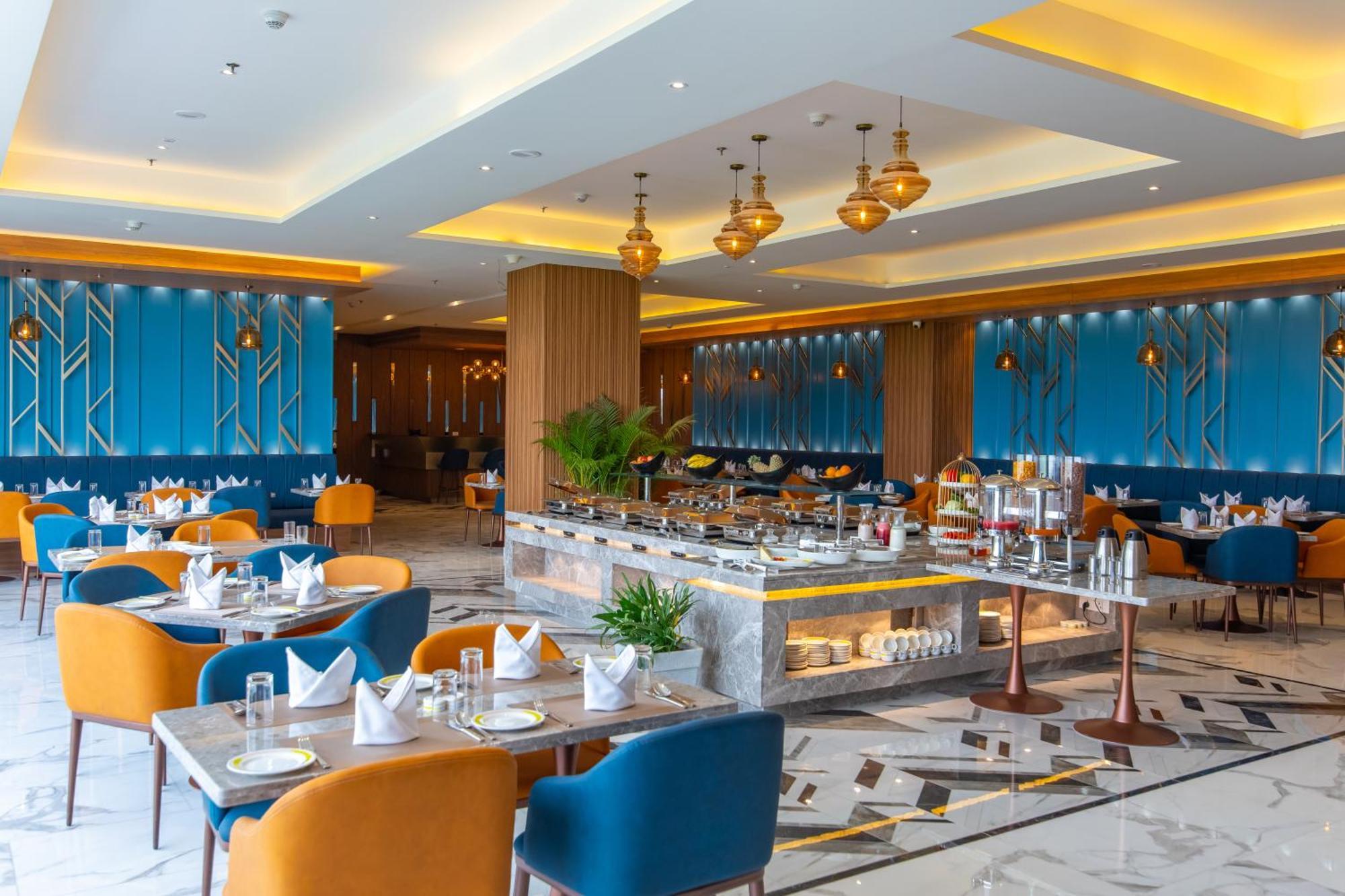 Hometel Alambagh Lucknow - A Sarovar Hotel Kültér fotó