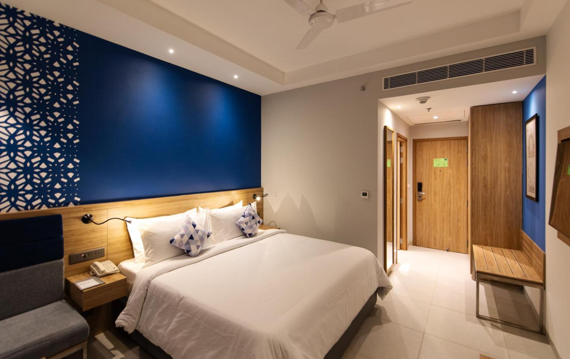 Hometel Alambagh Lucknow - A Sarovar Hotel Kültér fotó