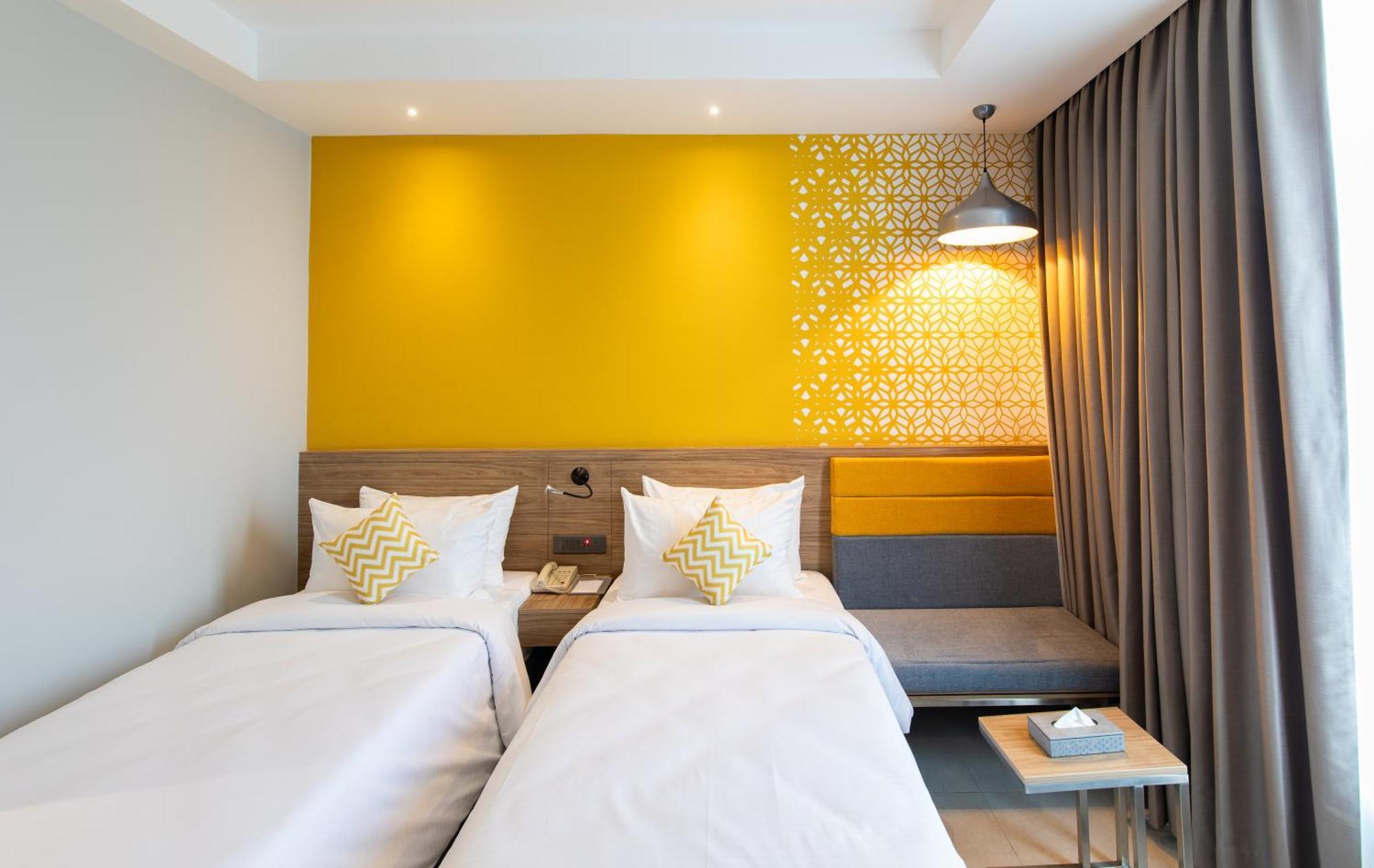 Hometel Alambagh Lucknow - A Sarovar Hotel Kültér fotó